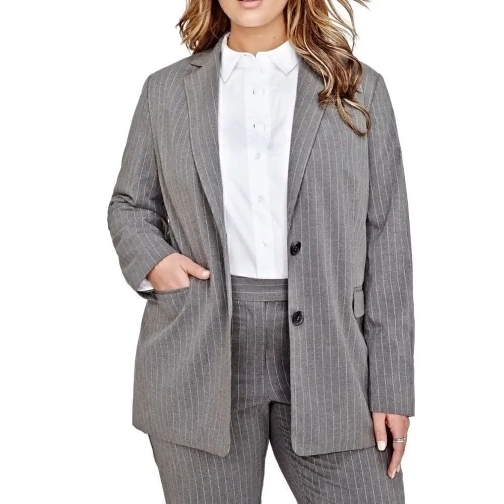 NWOT Michel Studio pinstripe boyfriend blazer s 22